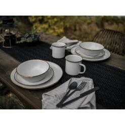 Barebones Assiettes Et Plateaux En émail - 2 Pièces - Coquille D'Oeuf -Camping Fournitures Boutique barebones assiettes et plateaux en email 2 pieces coquille doeuf 3