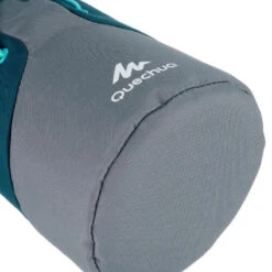 Quechua Housse Isotherme Pour Gourde Randonnée 1,2 à 1,5 Litre Gris/bleu 7 Quechua Housse Isotherme Pour Gourde Randonnée 1,2 à 1,5 Litre Gris/bleu -Camping Fournitures Boutique housse isotherme pour gourde randonnee 12 a 15 litre grisbleu 2